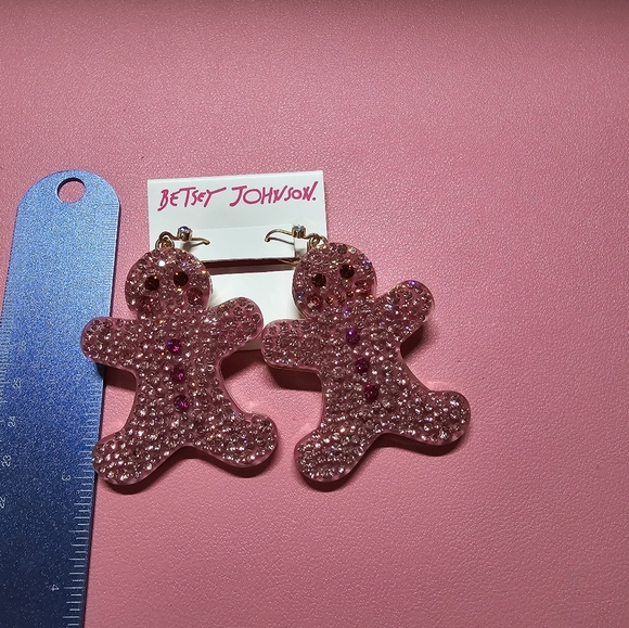 Brand-new Betsey Johnson Gingerbread Earrings! - Picture 8 of 13